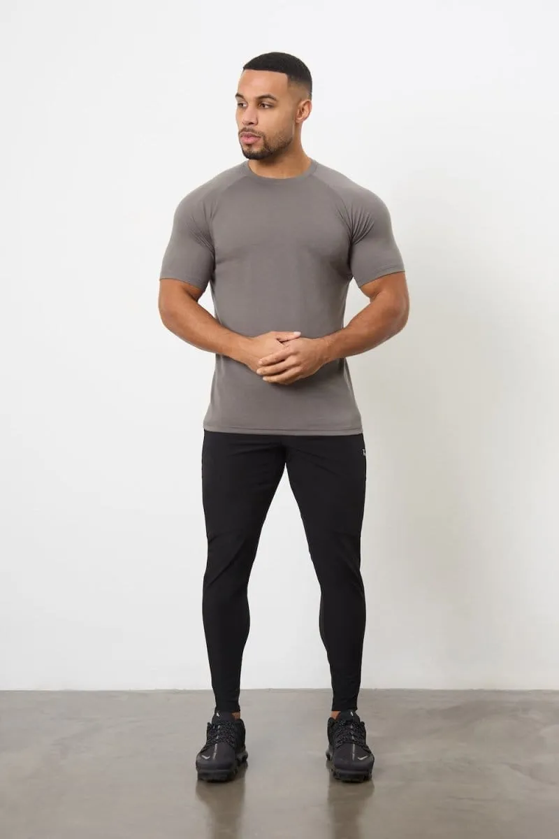 5 Pack Essential Training Top in Black/ Charcoal/ White/ Navy/ Slate Blue