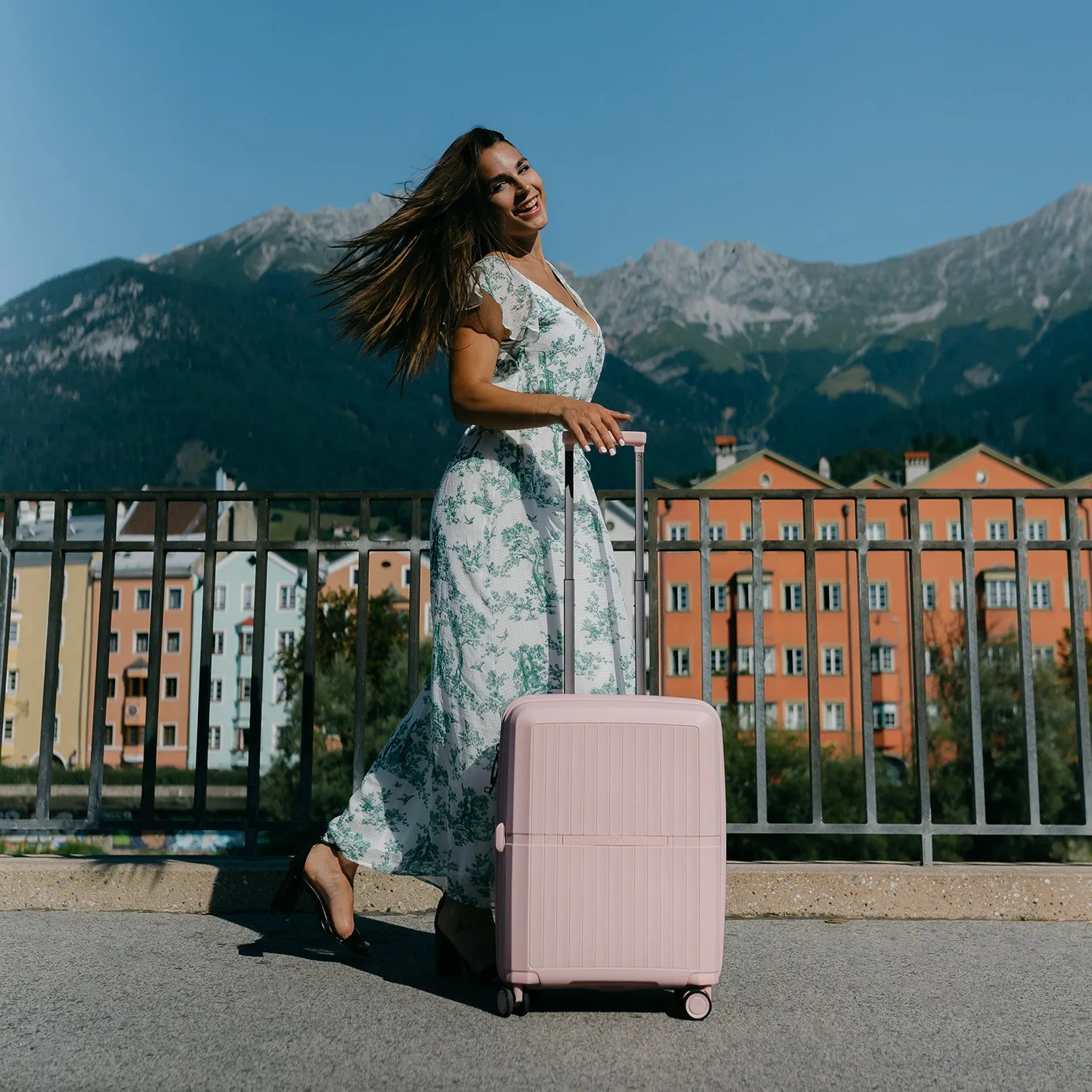 Airlite 21 Inch Carry-on Luggage | Lightweight Luggage