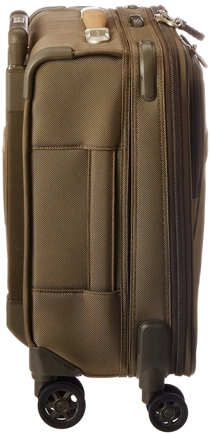 Briggs & Riley Baseline Commuter Expandable Spinner