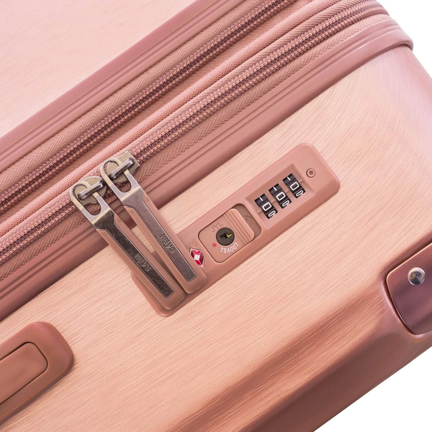 Heys America DuoTrak 21" 4-Wheel Carry-On Luggage