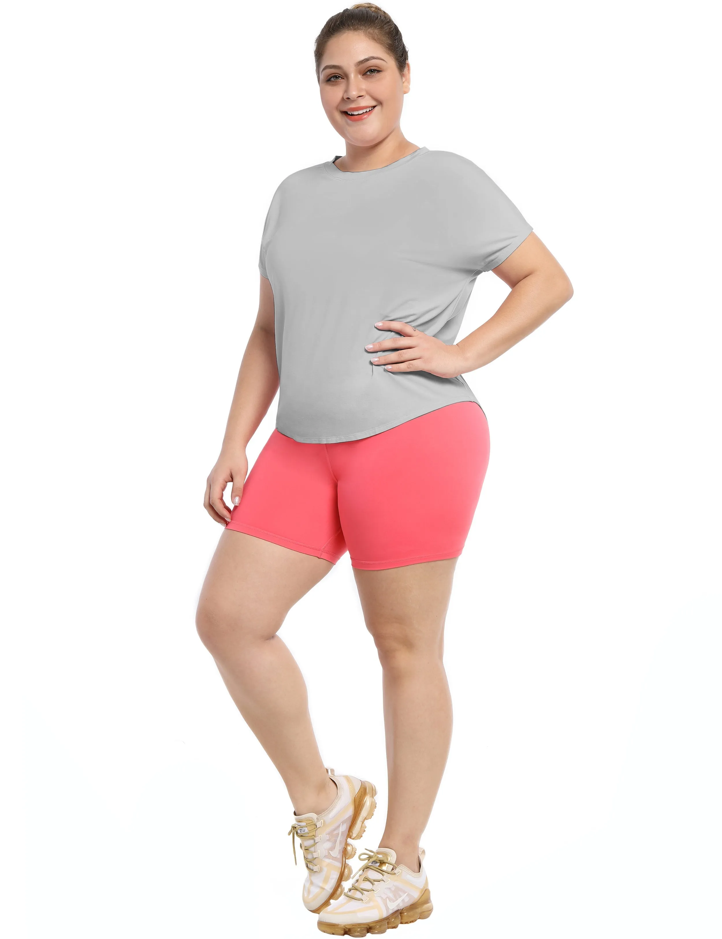 Hip Length Short Sleeve Shirt lightgray_Plus Size