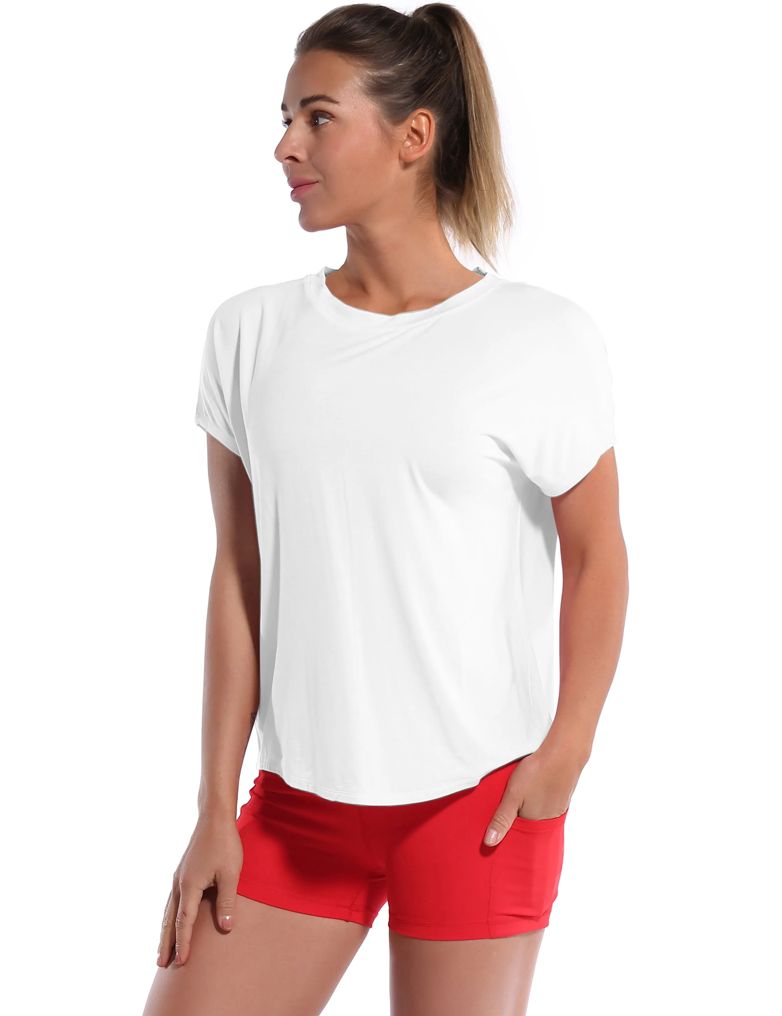 Hip Length Short Sleeve Shirt white_Running
