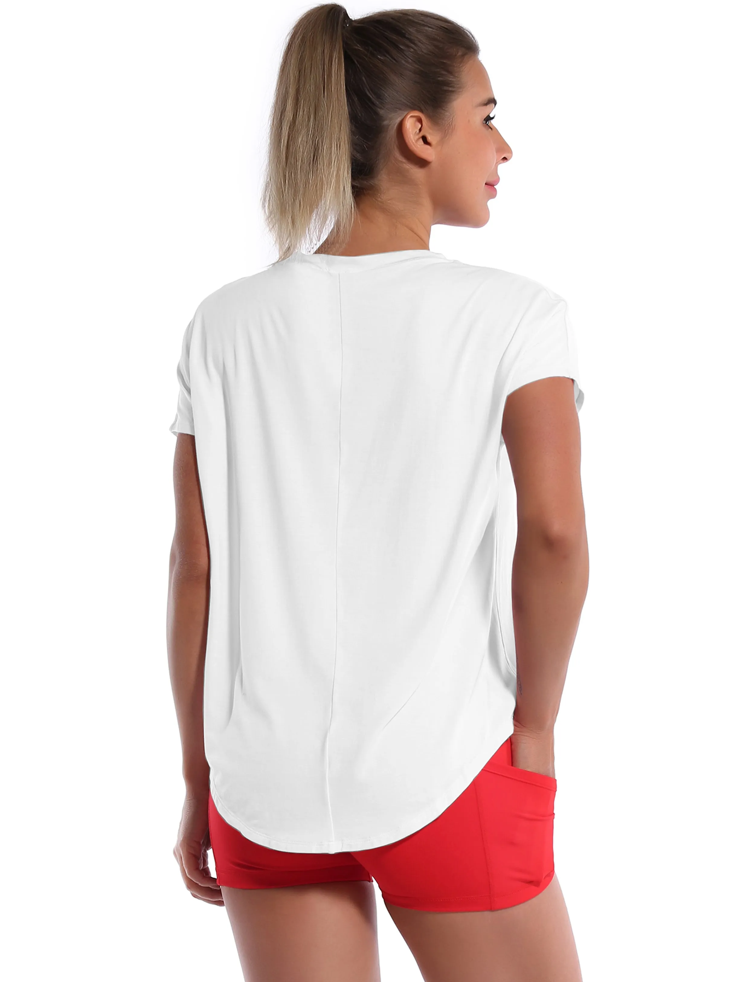 Hip Length Short Sleeve Shirt white_Running