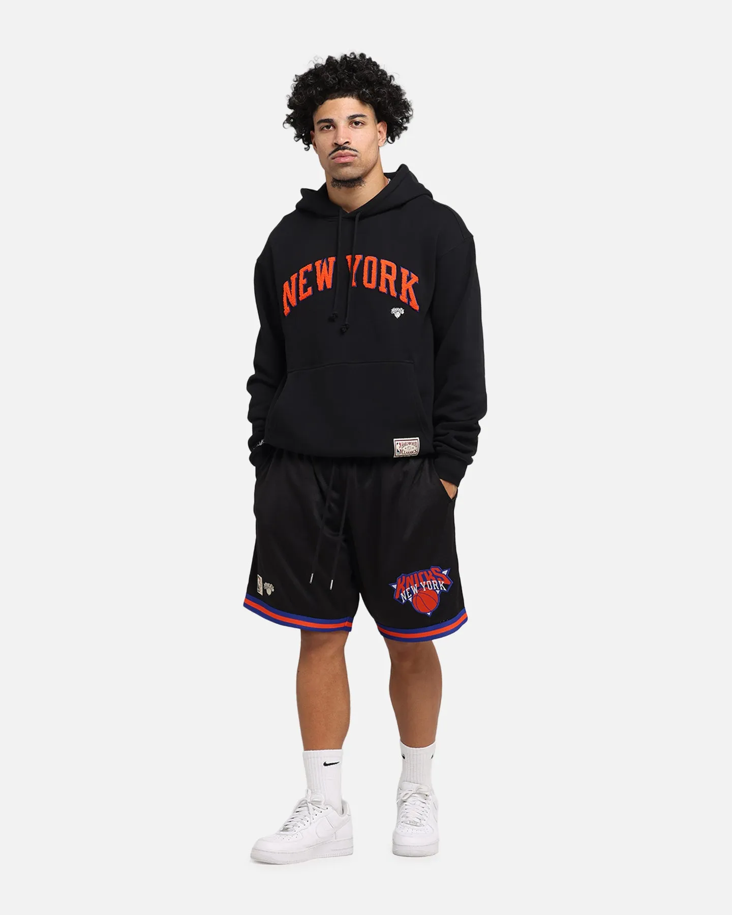 Mitchell & Ness New York Knicks Big Apple Hoodie Black