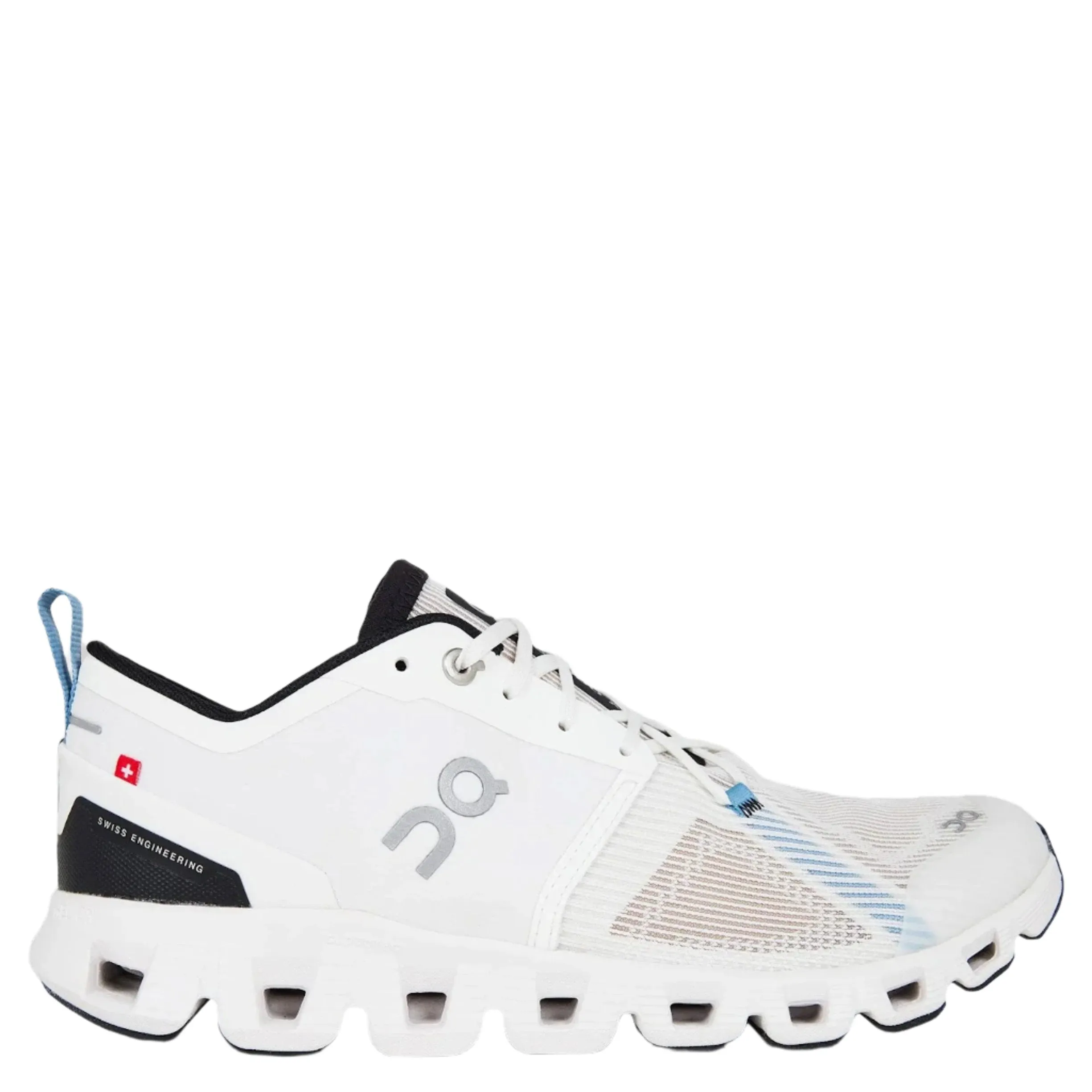ON Running On Cloud X Shift 3 Trainers