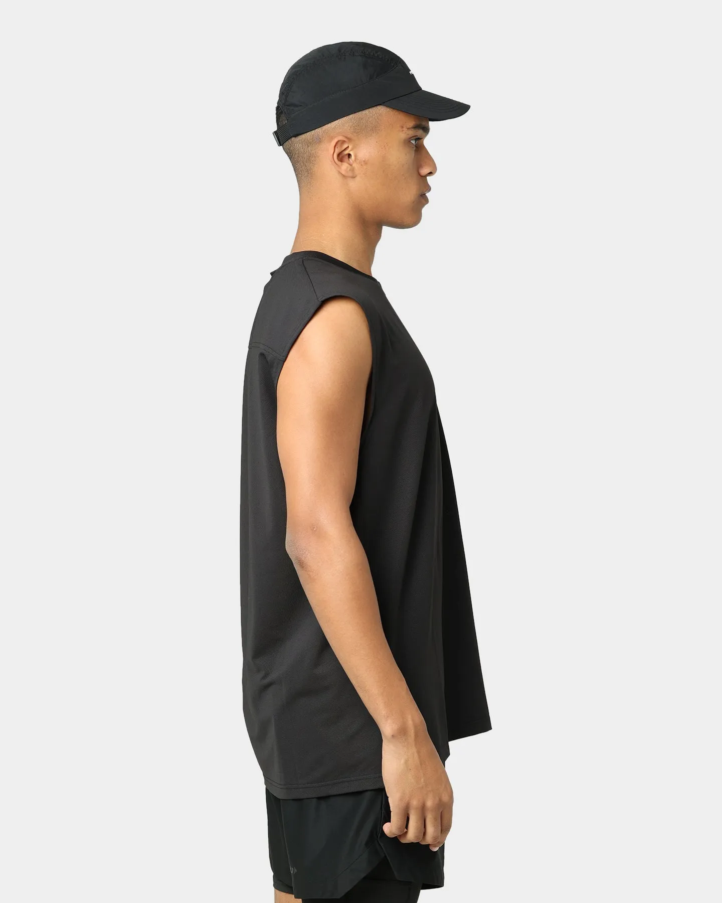 Pyra Nero Sports Tank Black