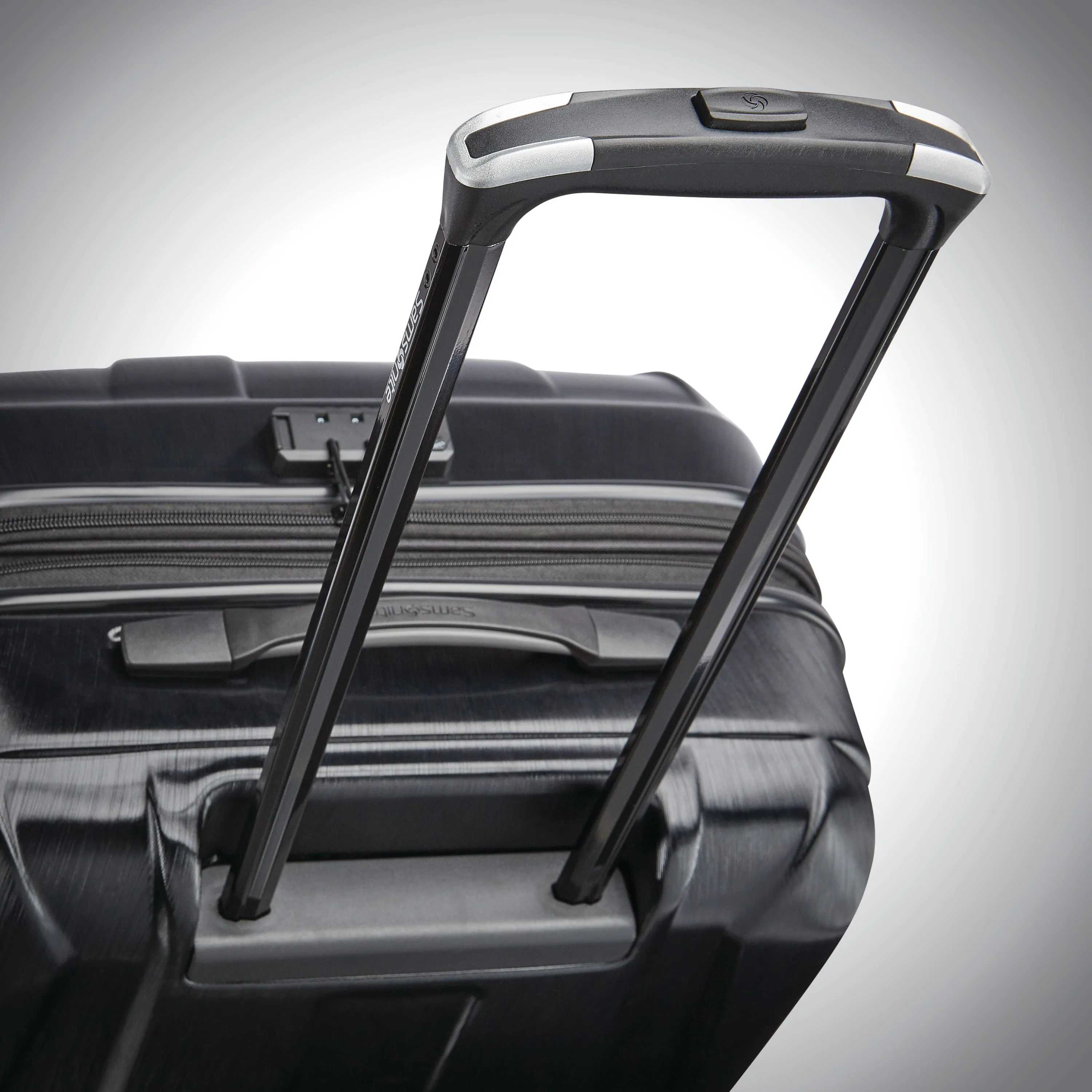 Samsonite Centric 2 Expandable Hardside Luggage with Dual Spinner Wheels