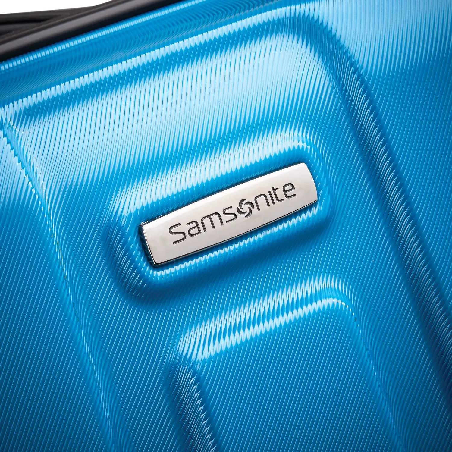 Samsonite Centric 24-inch Hardside Spinner