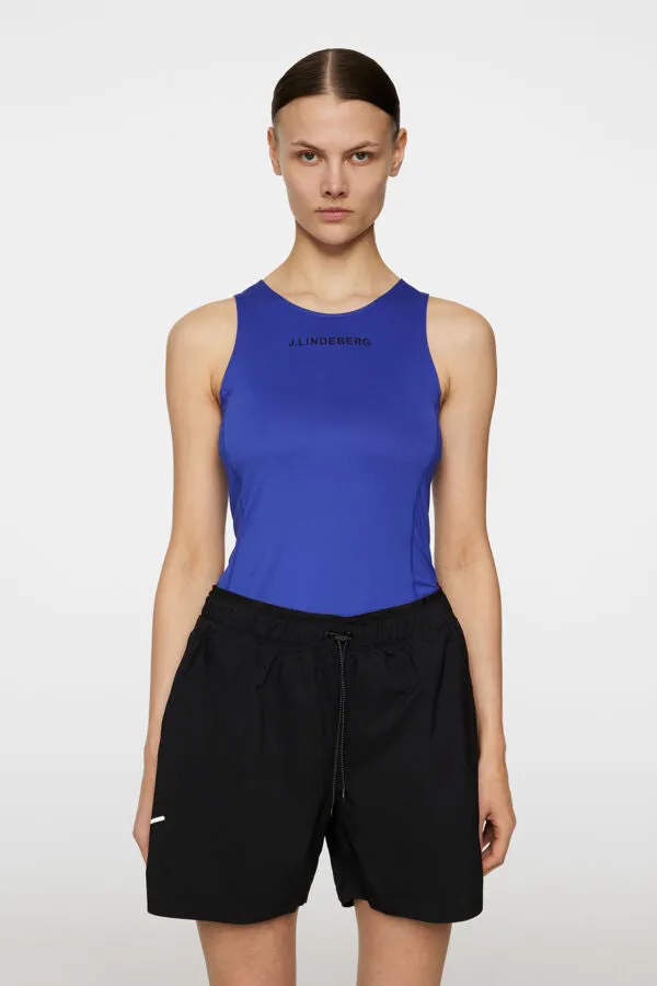 Tanice Top