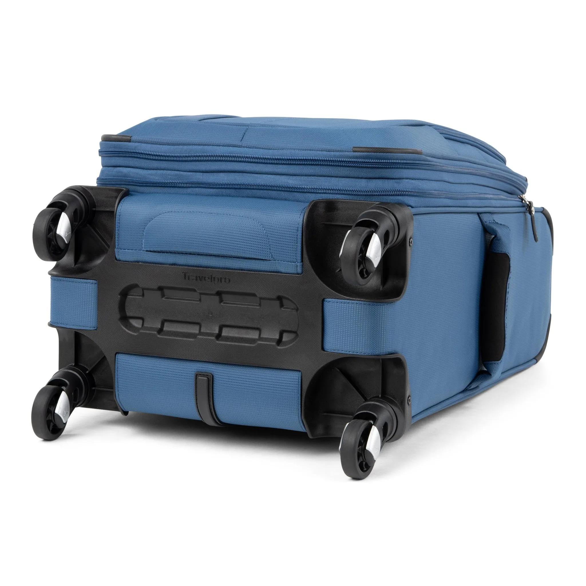 Travelpro Maxlite 5  Lightweight 21" Expandable Carry-On Spinner