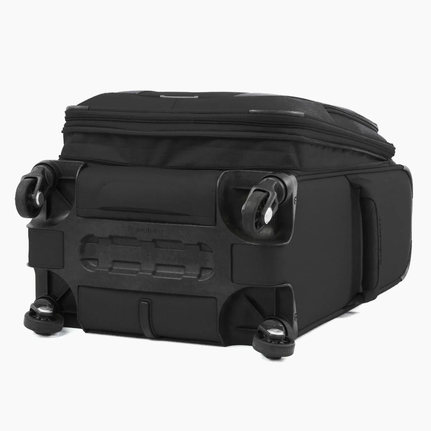 Travelpro Maxlite 5  Lightweight 21" Expandable Carry-On Spinner